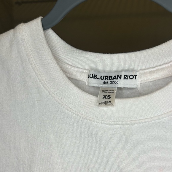 Red/White Crew Neck - Picture 4 of 4